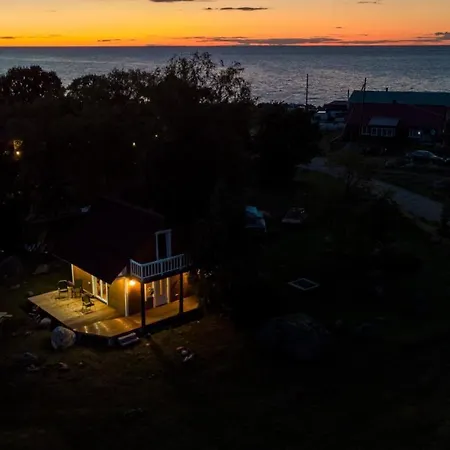 Villa Prangli Valgekivi