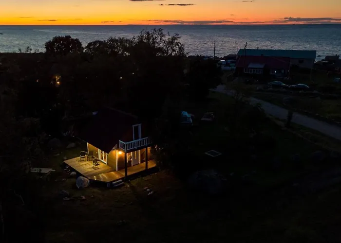 Villa Prangli Valgekivi